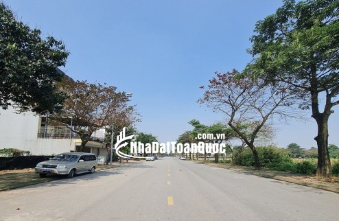 Bán đất trung tâm xã Thuận An, Hà Nội. Gần chợ, ủy ban, trường học. 111m2 giá đầu tư. Lh 0989894845